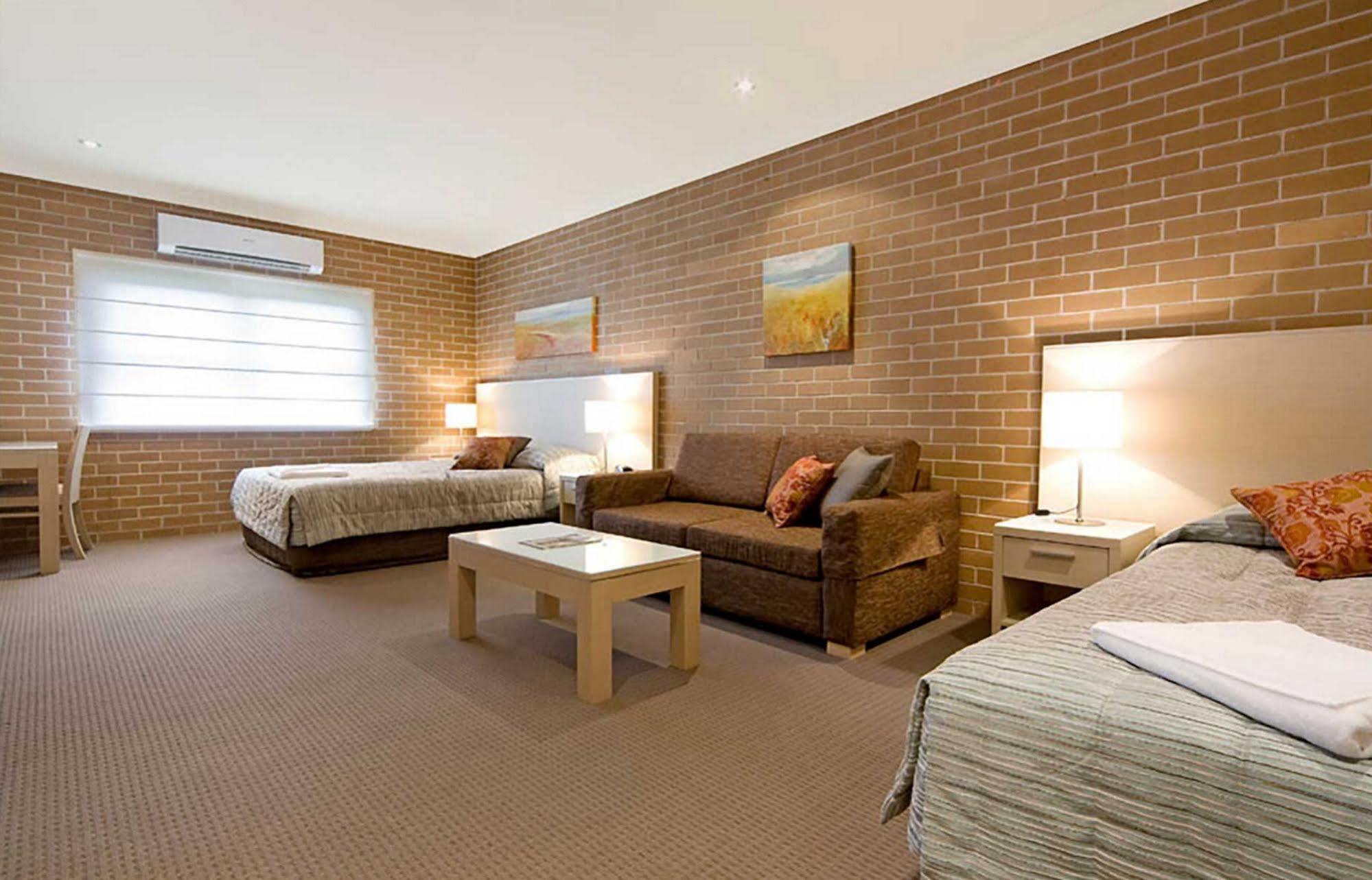 Imperial Motel Bowral Exteriör bild